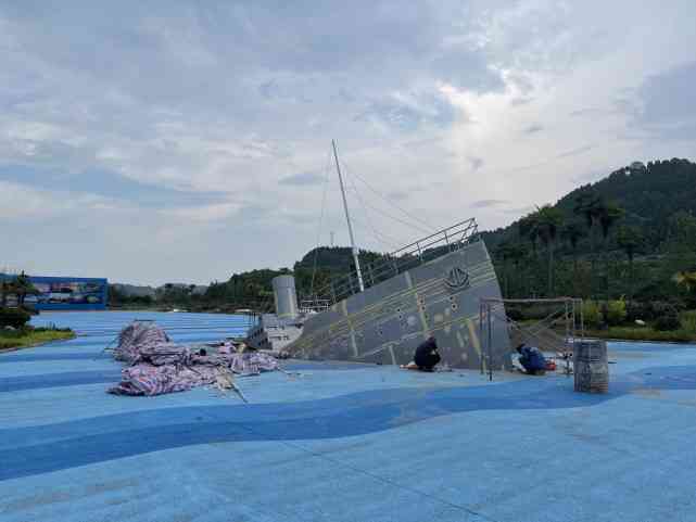 Image by ThePaper.cn reporter Tang YingYing - Romandisea Titanic