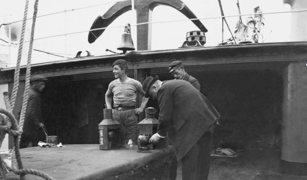 Image from Father Browne's Titanic Album. Credit to E.E. O'Donnell and Fra